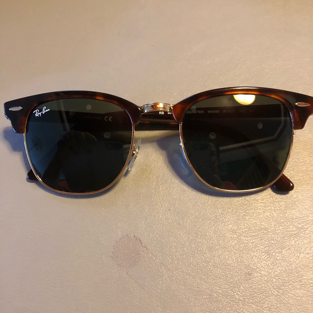 Men’s Ray Ban Sunglasses